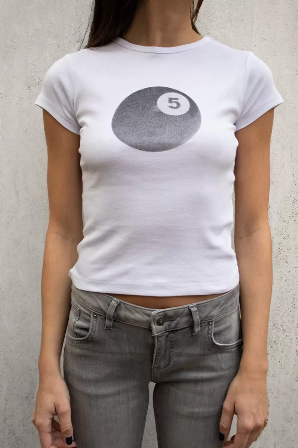 Subdued Camiseta Billiard ball< Graphics