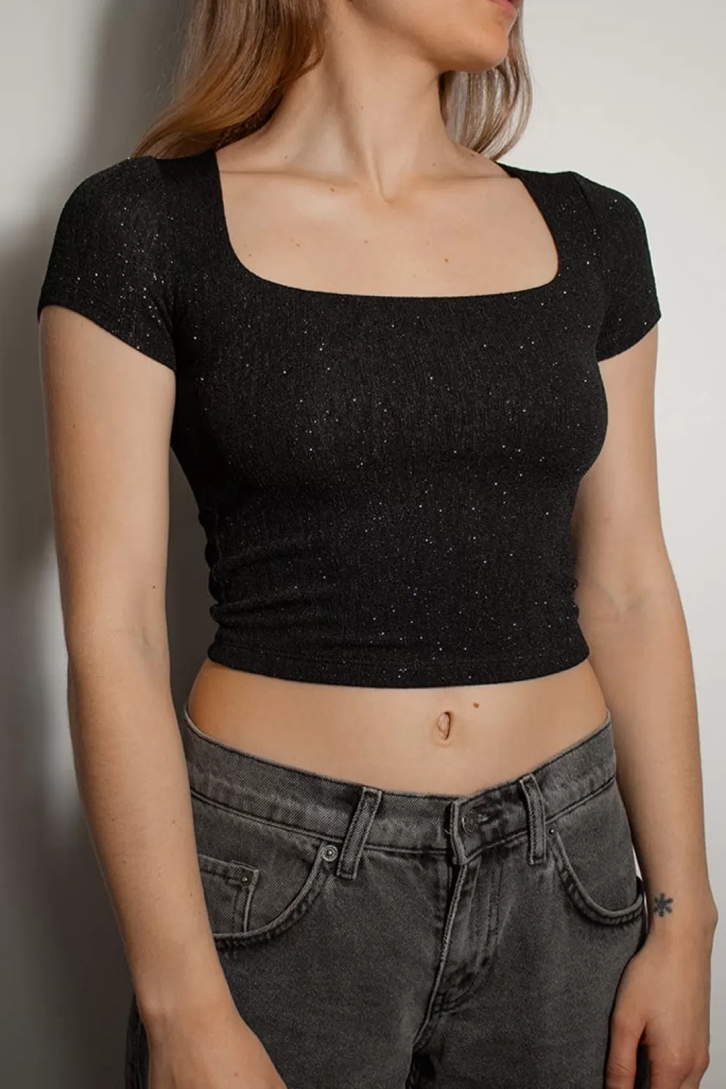 Subdued Camiseta crop escote cuadrado< Camisetas